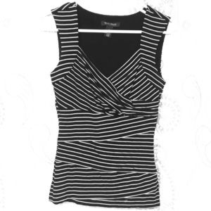 WHBM Sleeveless instantly slimming top
